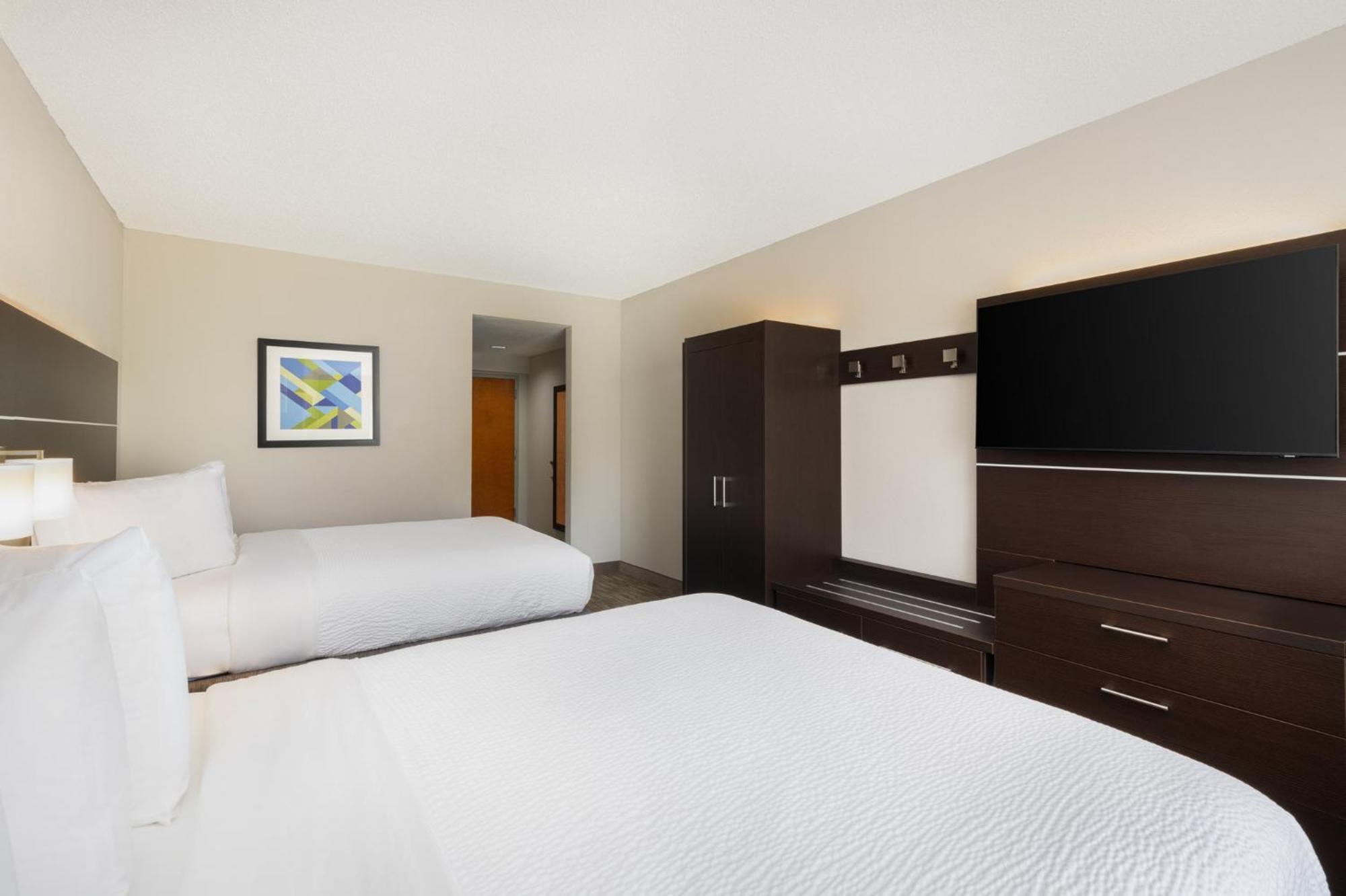 Holiday Inn Express - Spring Hill By Ihg Dış mekan fotoğraf