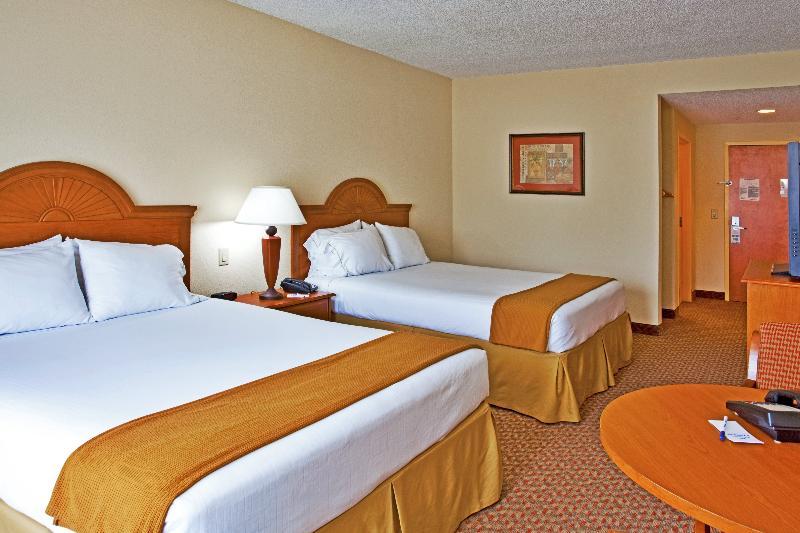 Holiday Inn Express - Spring Hill By Ihg Dış mekan fotoğraf